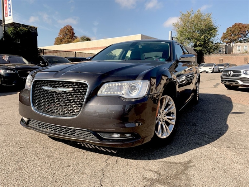 Used 2018 Chrysler 300 Limited for sale in Philadelphia PA