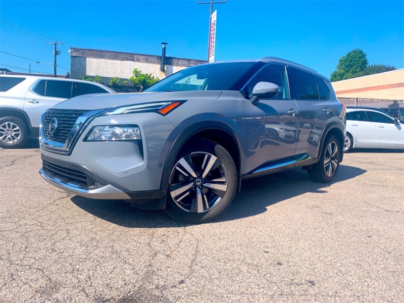 Used 2021 Nissan Rogue Platinum for sale in Philadelphia PA