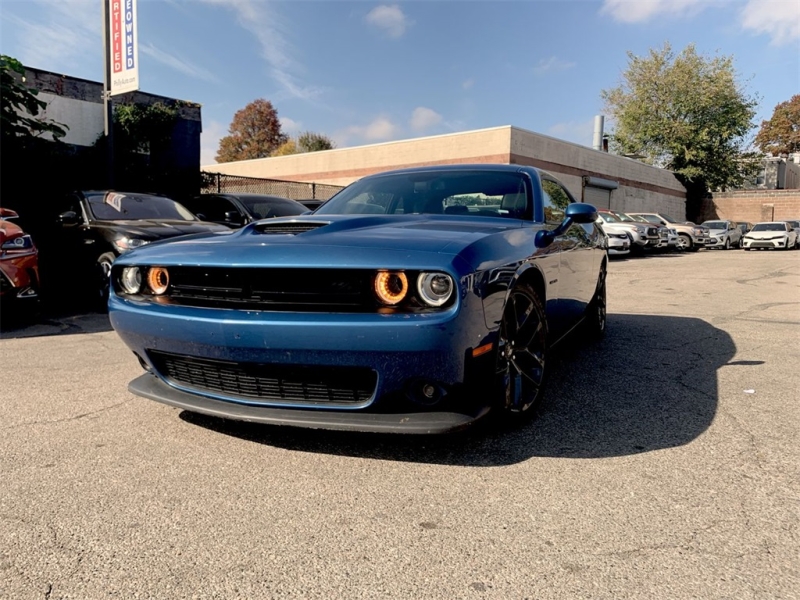 Used 2022 Dodge Challenger R/T for sale in Philadelphia PA