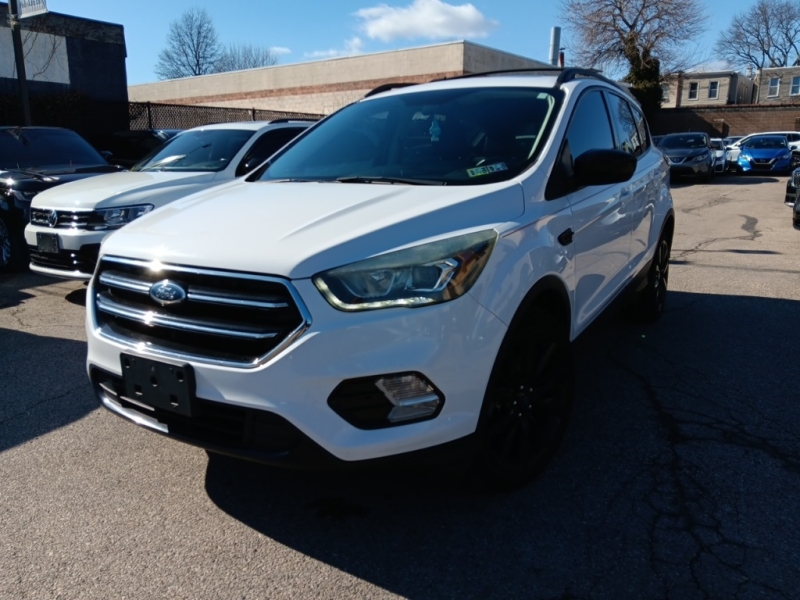 Used 2017 Ford Escape SE for sale in Philadelphia PA